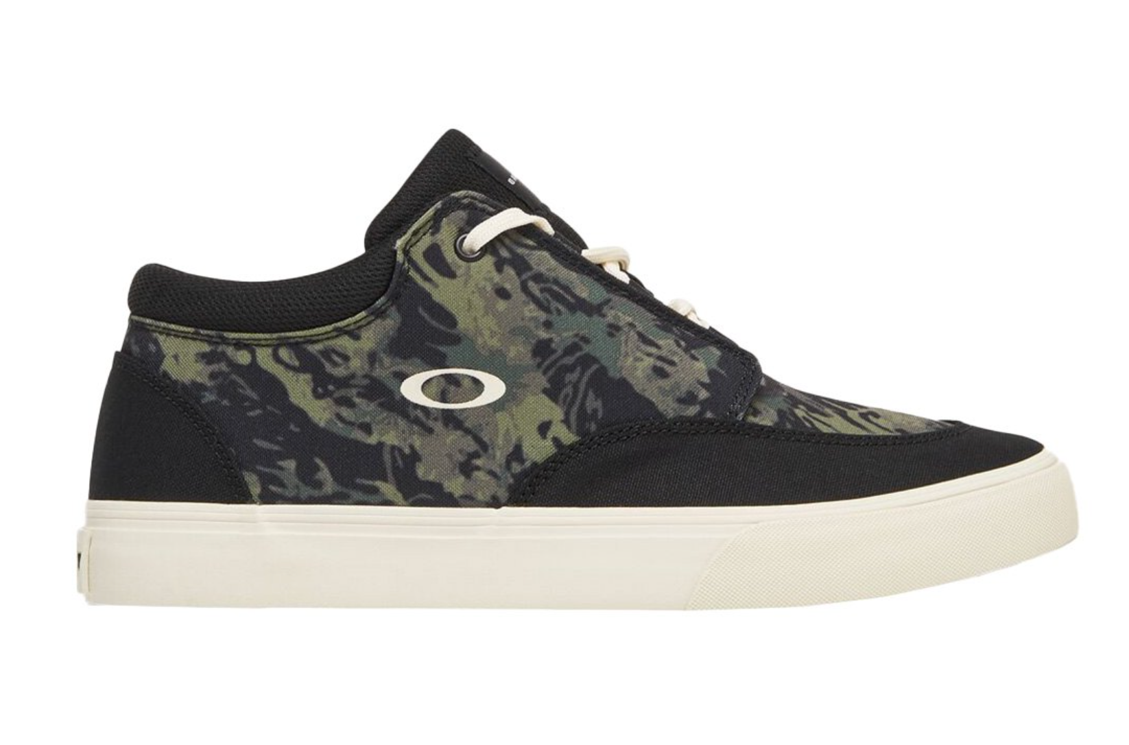 Oakley Banks Low Canvas Trainers