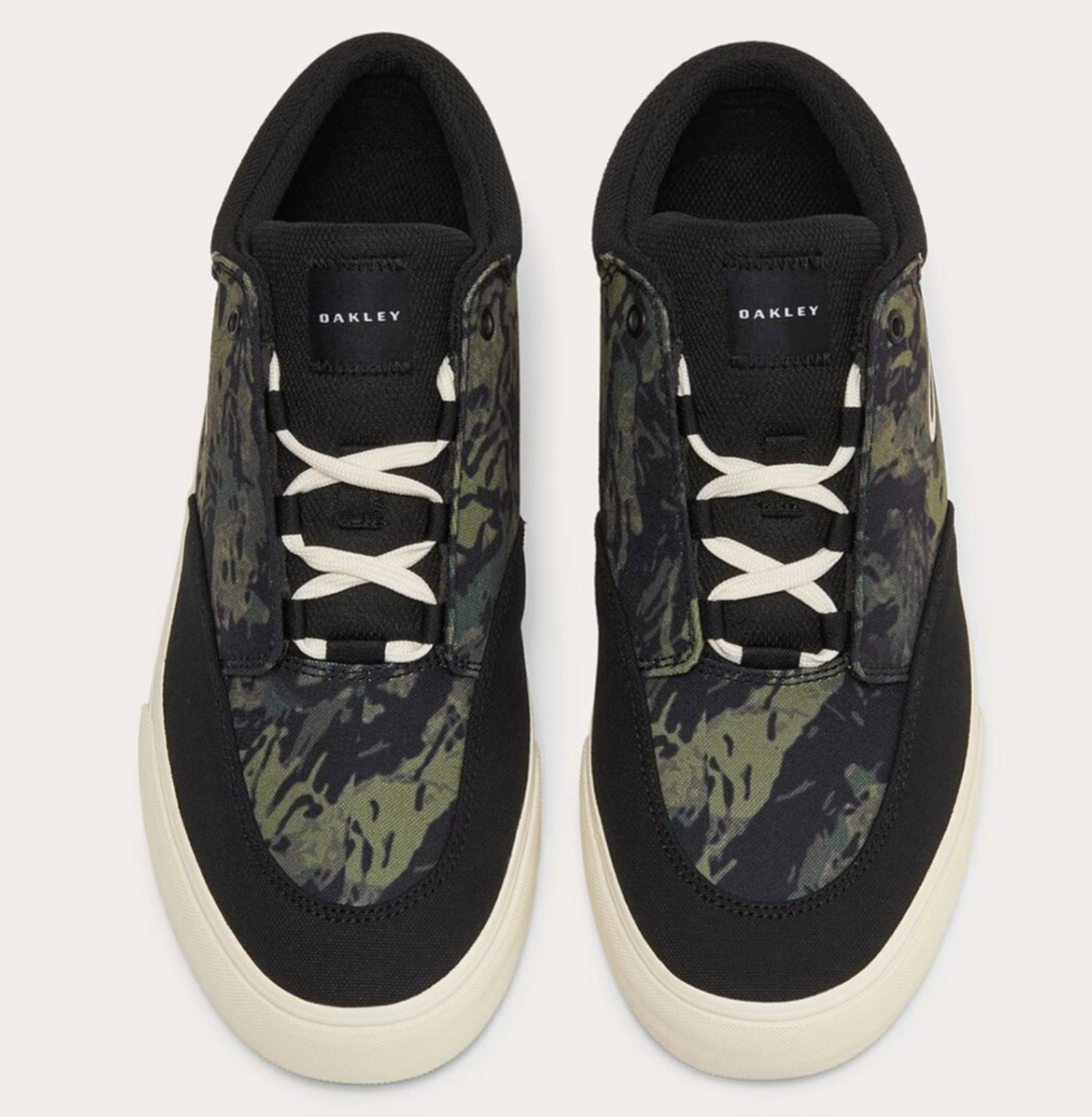 Oakley Banks Low Canvas Trainers