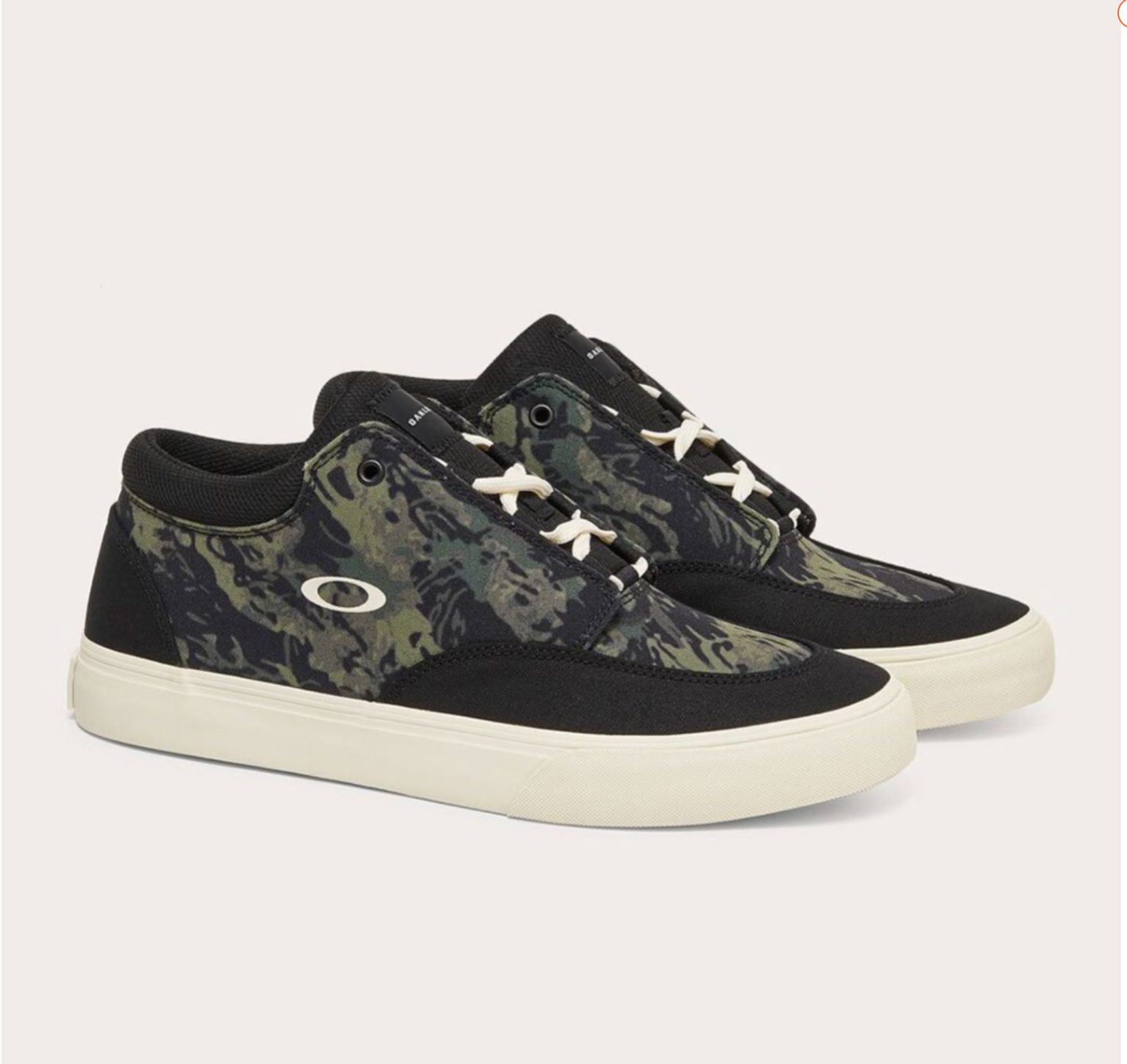 Oakley Banks Low Canvas Trainers