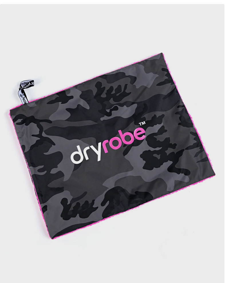 Dryrobe Cushion Cover ===Black Camo /Pink===CLEAR