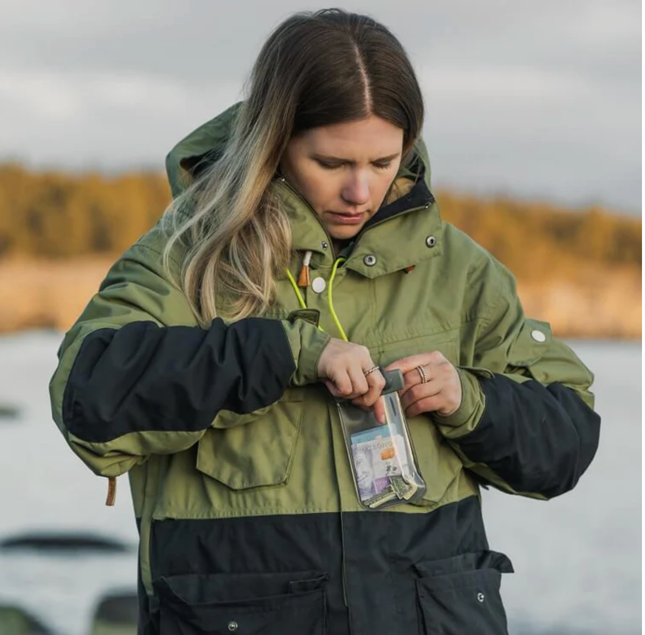 Keymaster - WATERPROOF Key And Card Case