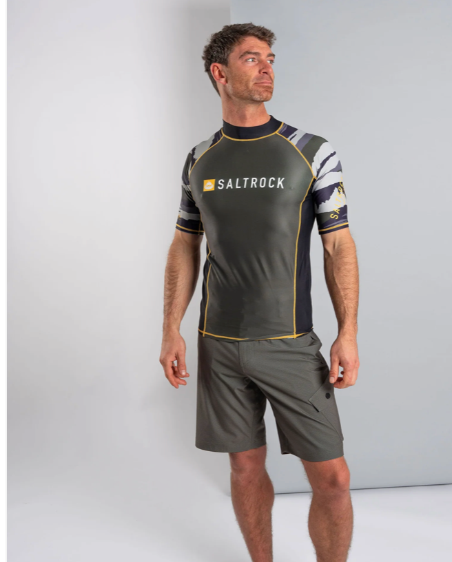 SALTROCK Camo Stripe - Mens Short Sleeve Rashvest - Camo Green