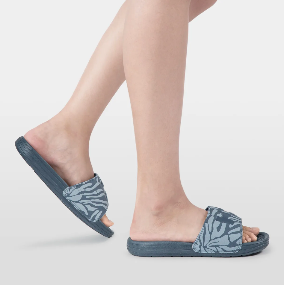 Women's helly Hansen sliders