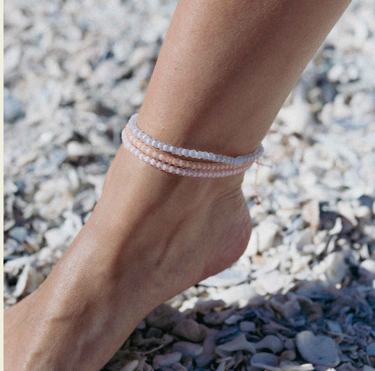 PINEAPPLE MARLEY GLASS BEADED ANKLET - GLWAP-003 - CLEAR