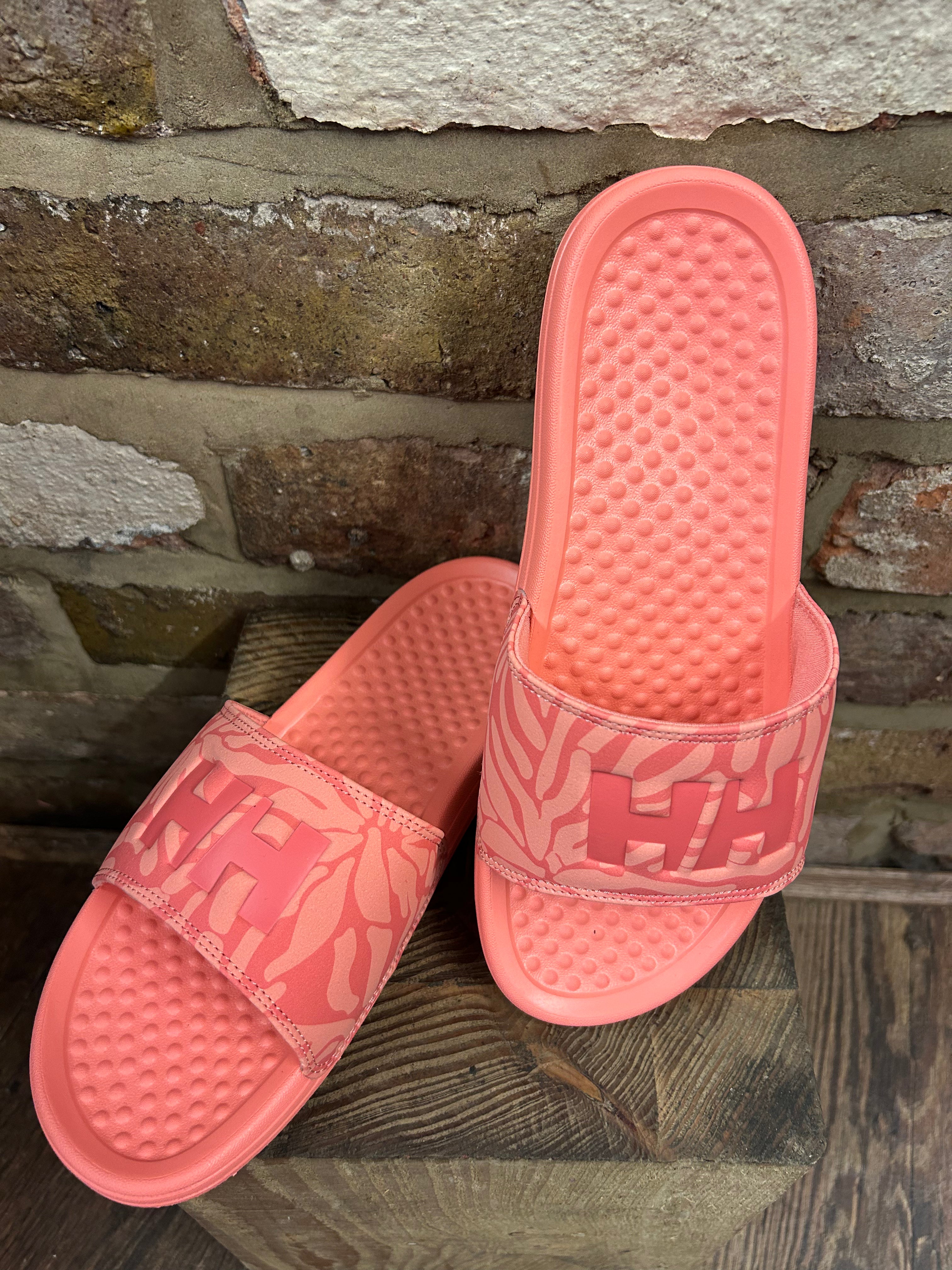Helly Hansen coral sliders