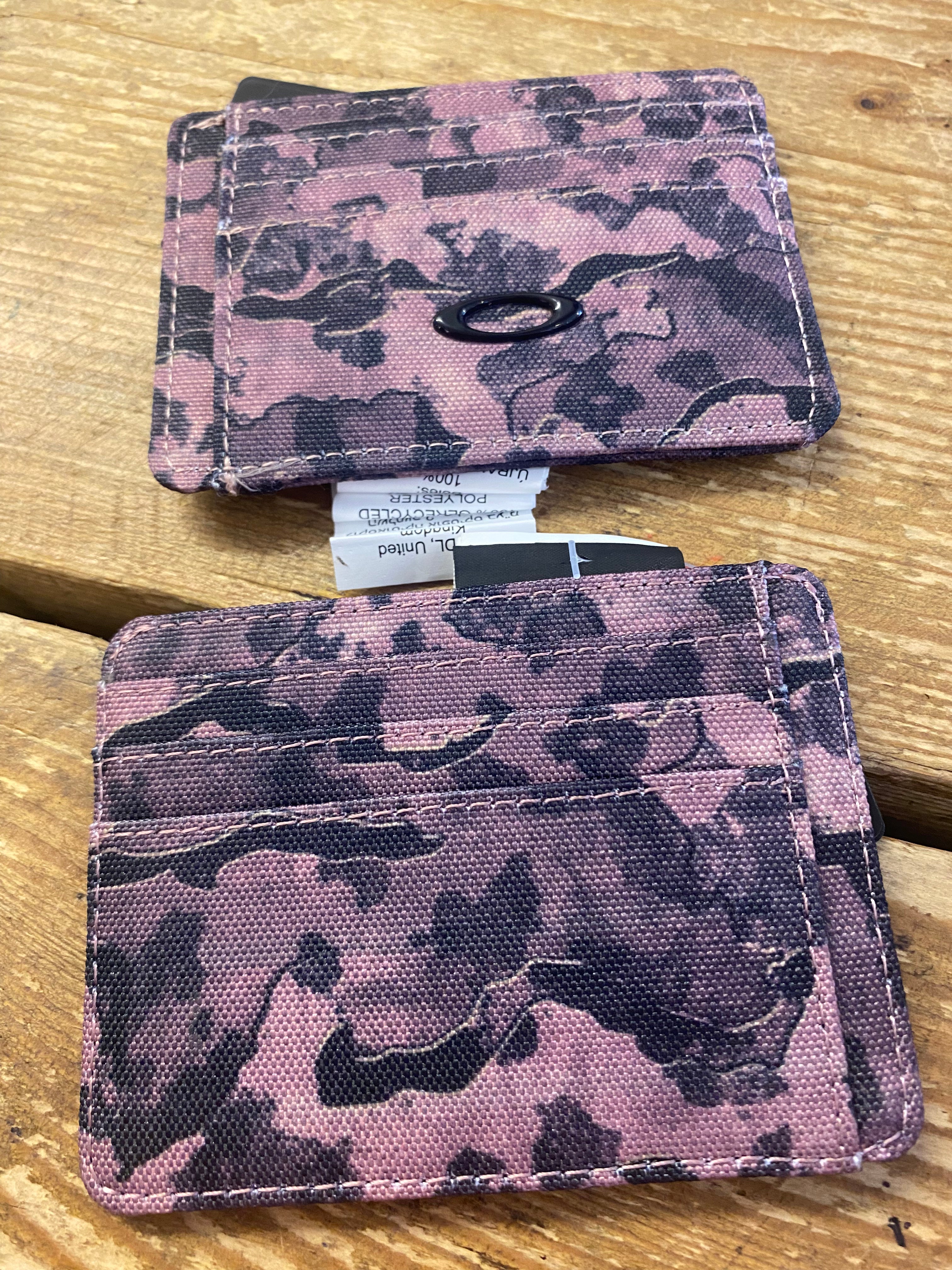 Oakley  Ellipse Card Wallet- Camo Toadstool