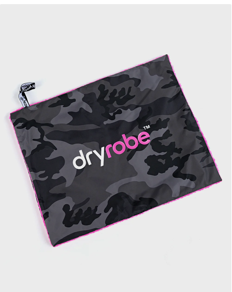 Dryrobe Cushion Cover Black Camo /Pink