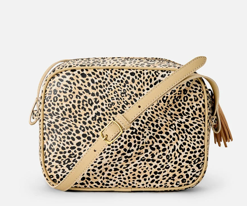 Rip Curl 2.5L boho shoulder bag