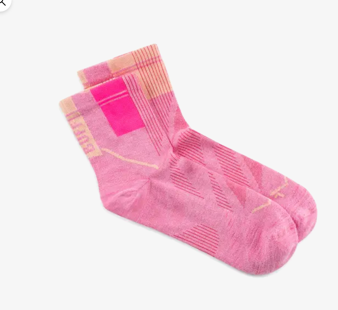 Buff CoolNet™ Quarter Socks Pink
