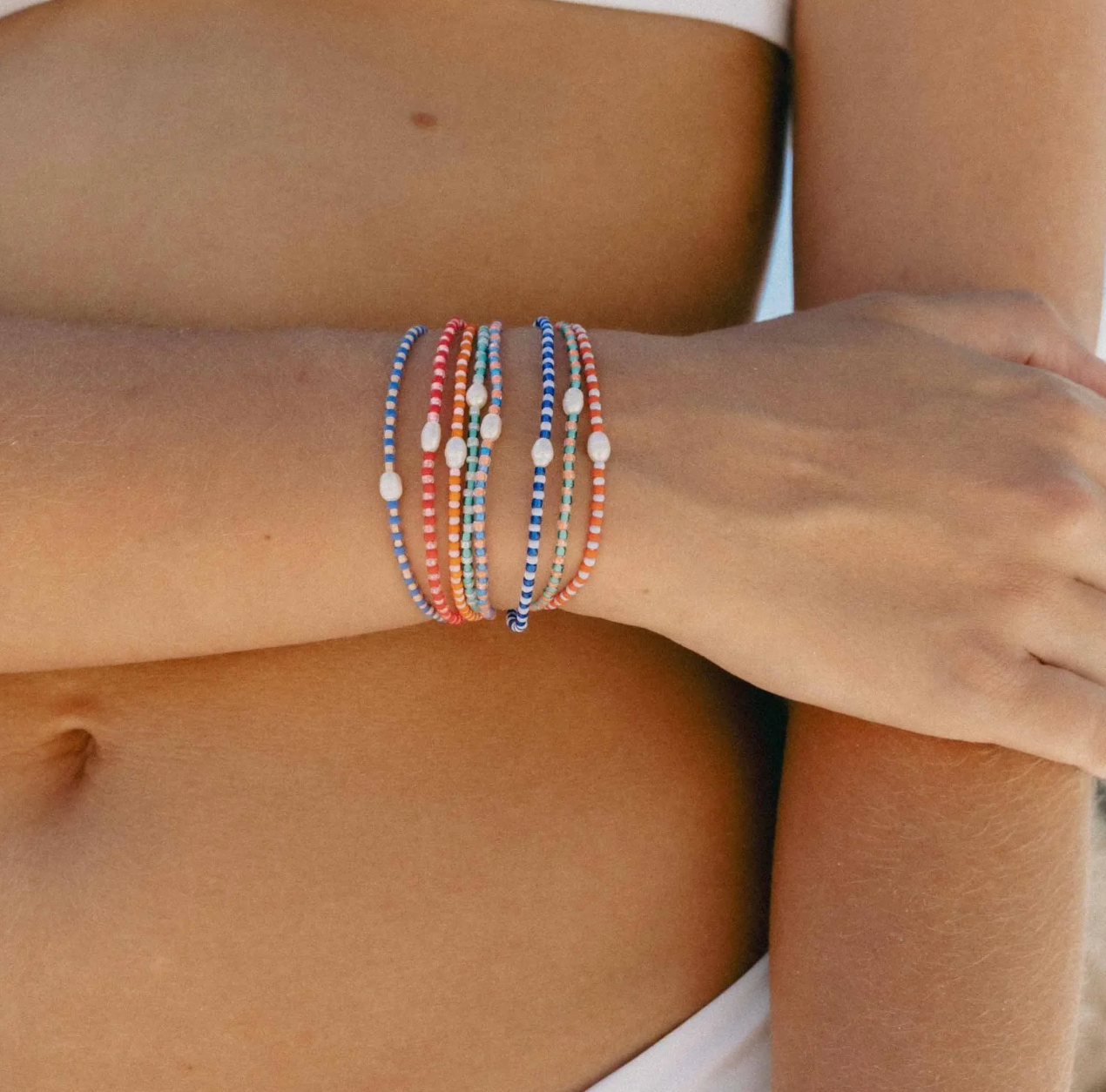 PINEAPPLE MUTIARA DAINTY BEADED PEARL BRACELET - PB-010